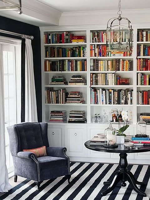 Black and White Reading Nook